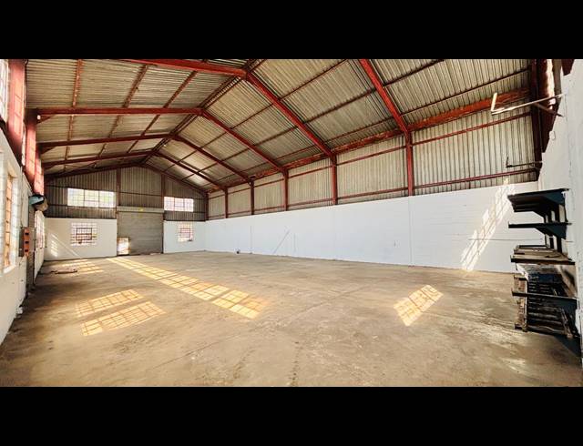 350M² WAREHOUSE TO LET IN ROODEPOORT CENTRAL